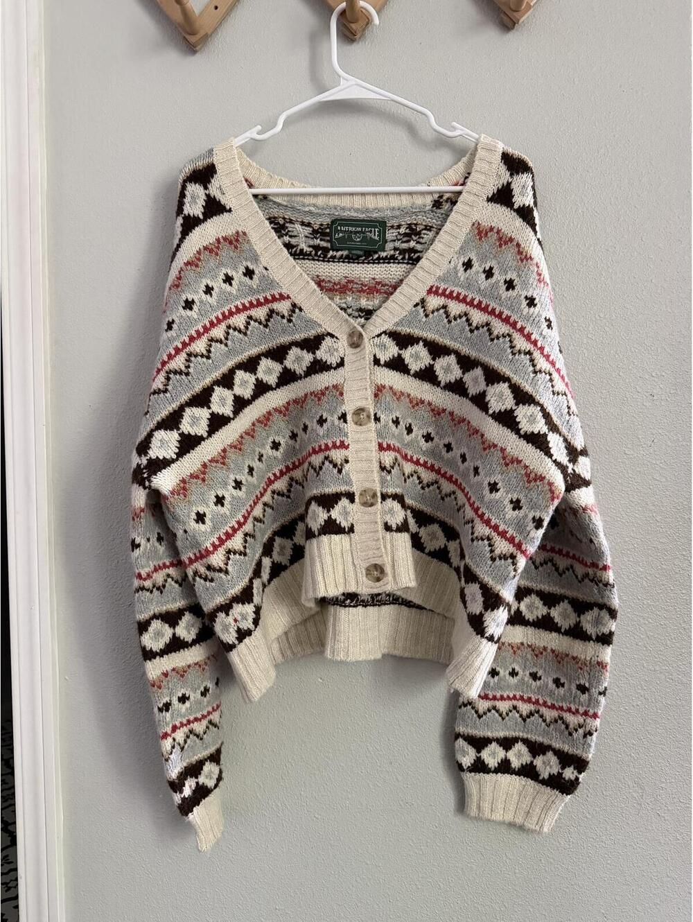 American Eagle size large sweater cardigan